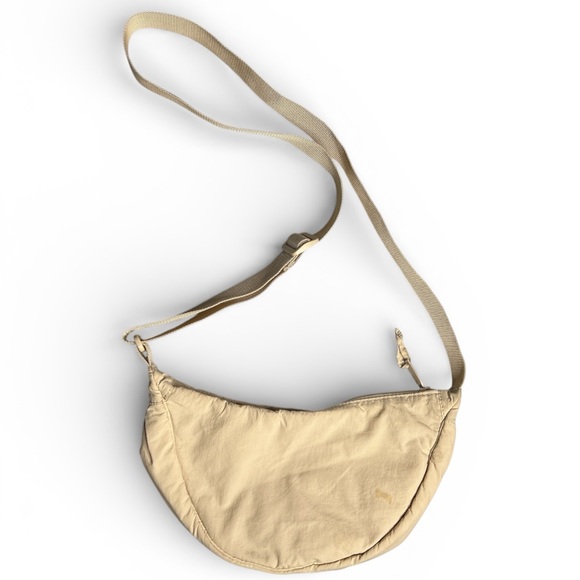 Gap Shoulder Bag - Picture 3 of 13